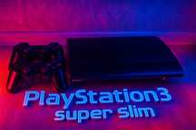 Playstation 3 super slim 512gb ps 3 +2 Dualshok 3