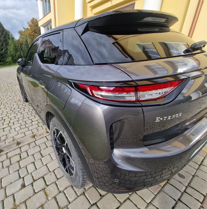 Електромобіль DS3