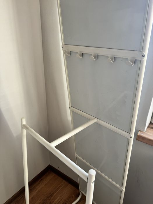 Ikea Knapper lustro stojace