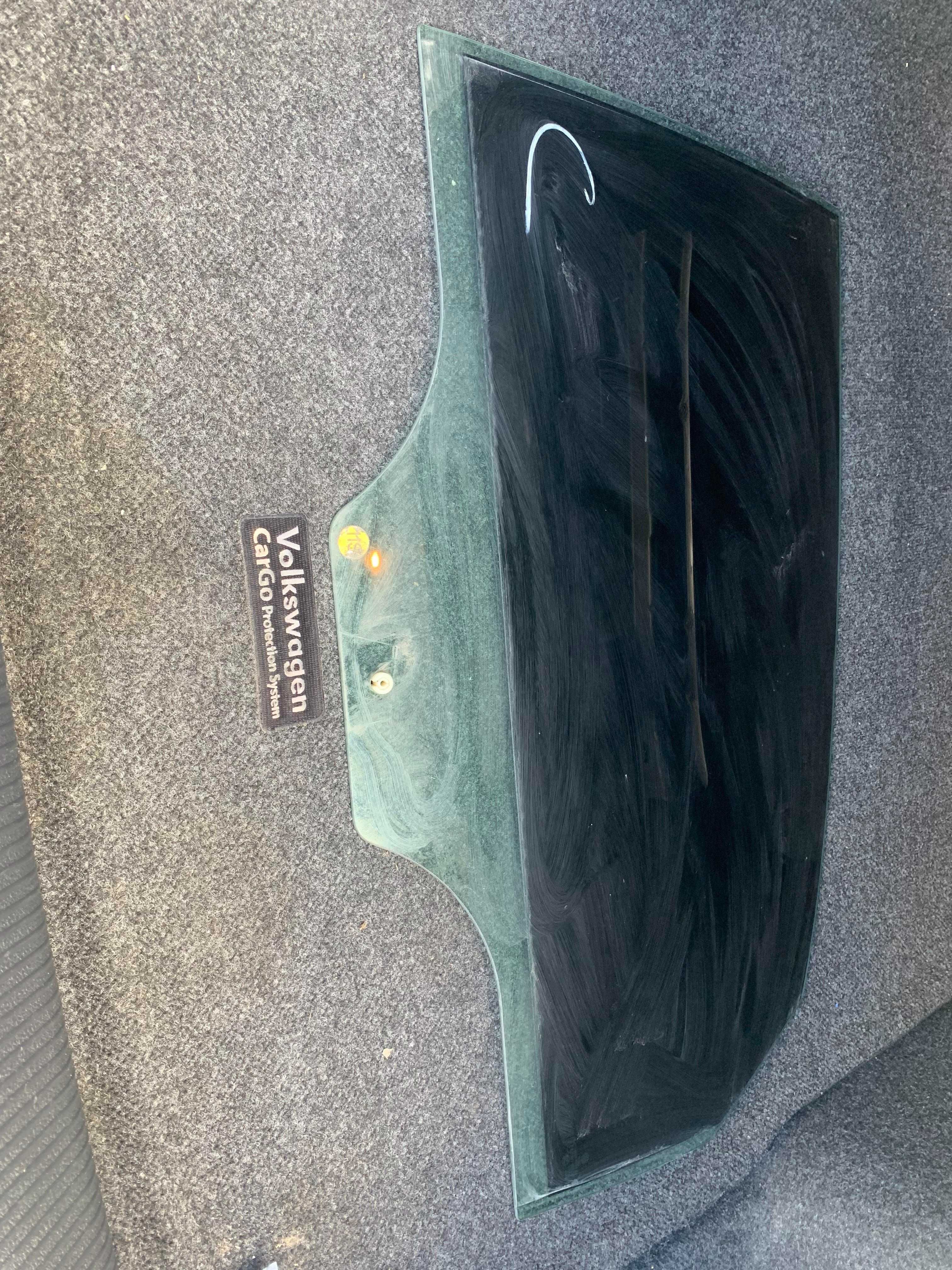 Стекло двери задней левой Volkswagen Passat b8 USA