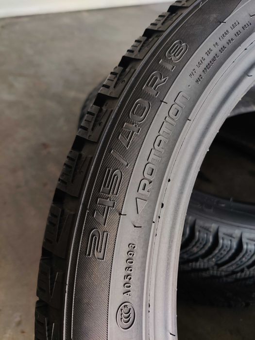 Шини зима R18 245 40 Nokian Hakkapeliitta R³ дуже добрий стан