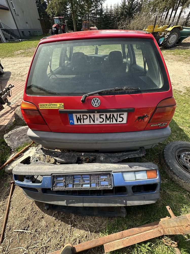 Golf 3 1.9 TDI na częsci. dobra blacha