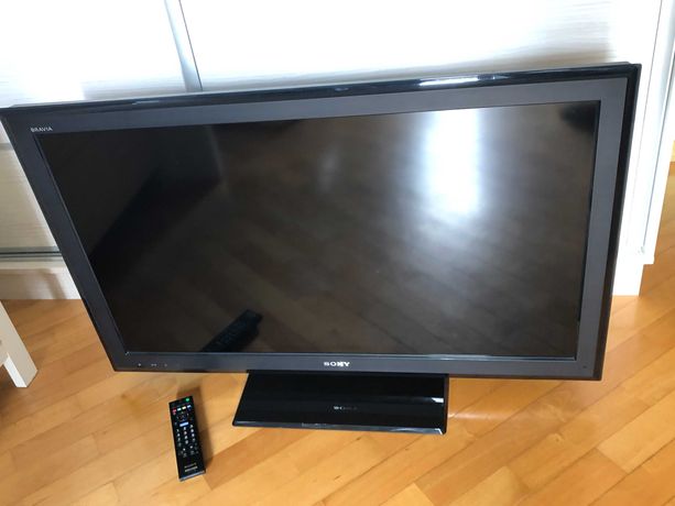 Telewizor LCD Sony Bravia monitor do playstation o przekątnej 40"