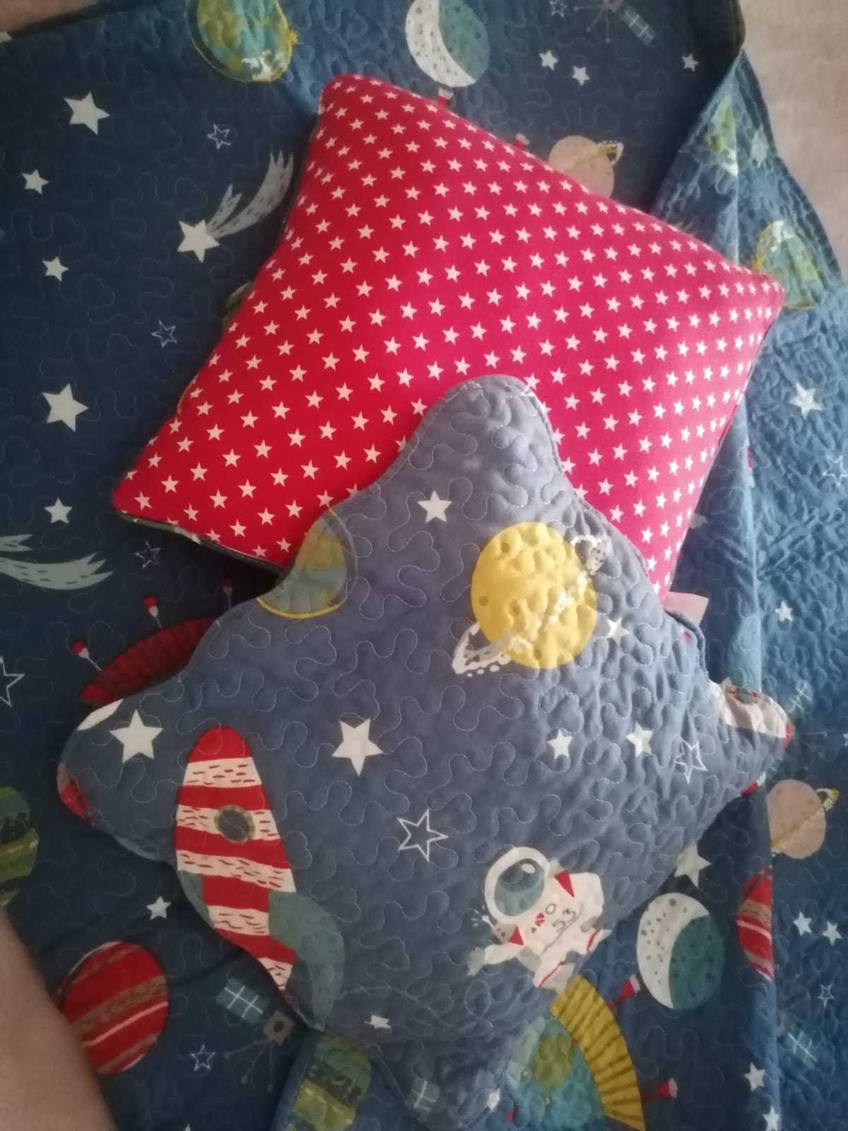 Conjunto Colcha Cama Solteiro Planetas com duas Almofadas