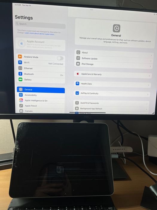 iPad Pro 11’ 3gen A2377 M1 128Gb - на запчастини