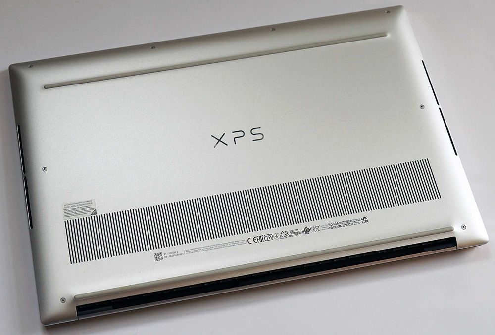 Laptop Dell XPS 15 9500 i7-10750H, 16GB, 500GB, GTX1650Ti, 15.6 FHD+