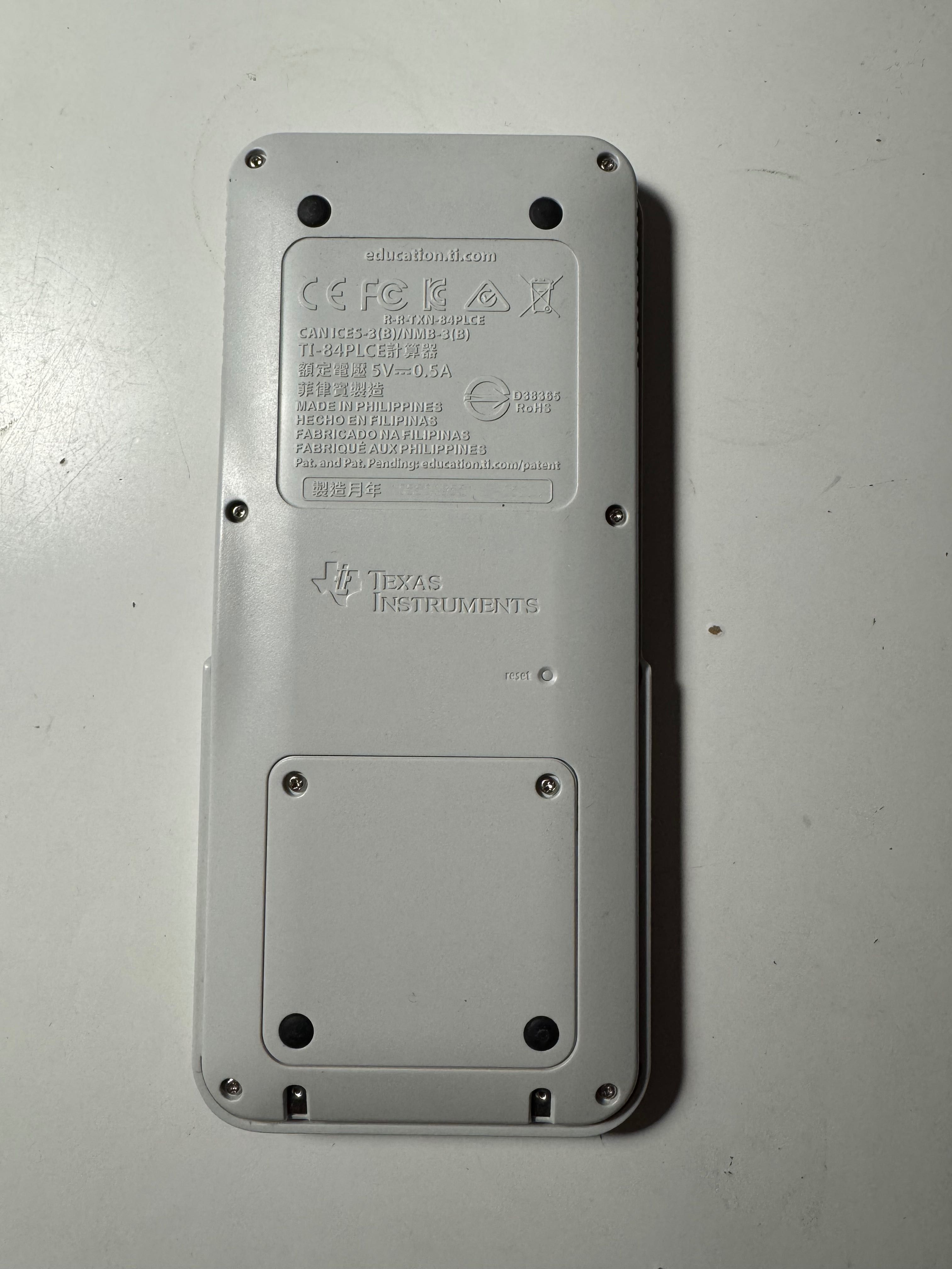 Kalkulator graficzny Texas Instruments TI-84 Plus CE-T Python Edition