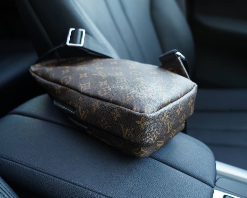 Louis Vuitton | сумка через плече чоловіча | бананка  | барсетка | LV