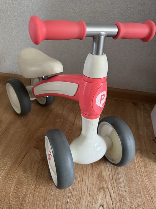 Продається  велобіг ровер від 1 року