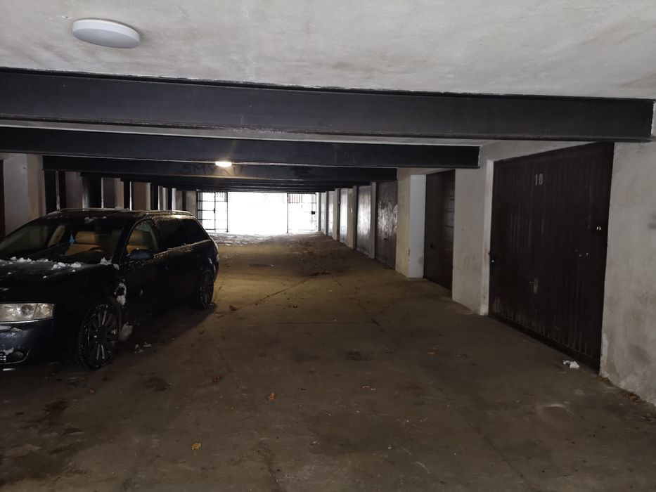 Garaż na wynajem na osiedlu Konieczki przy ulicy Grota Roweckiego 8