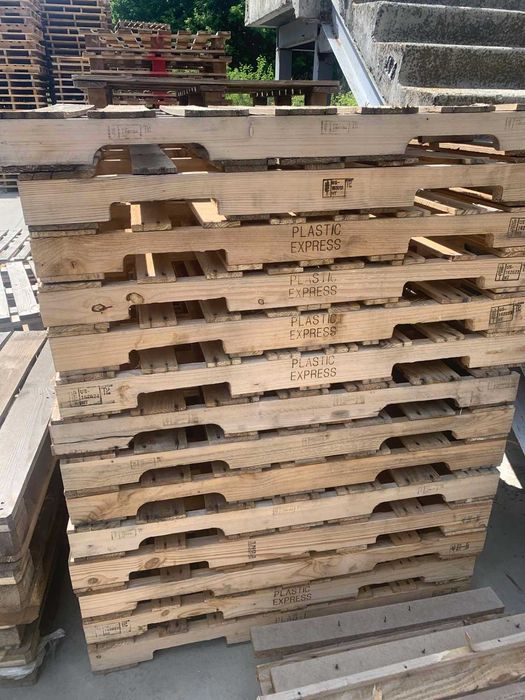 Піддон дерев'яний б/в 1300*1100