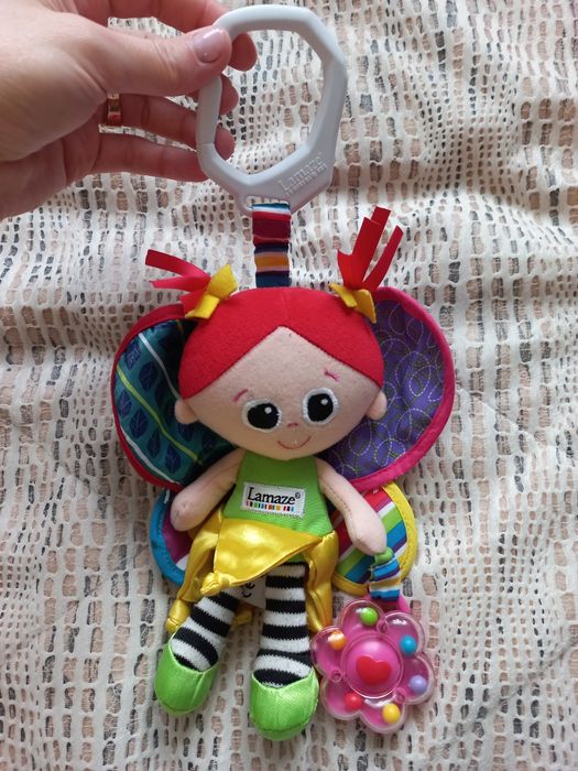 LAMAZE Красива лялька Фея метелик М'яка плюшева шуршалка для коляски.