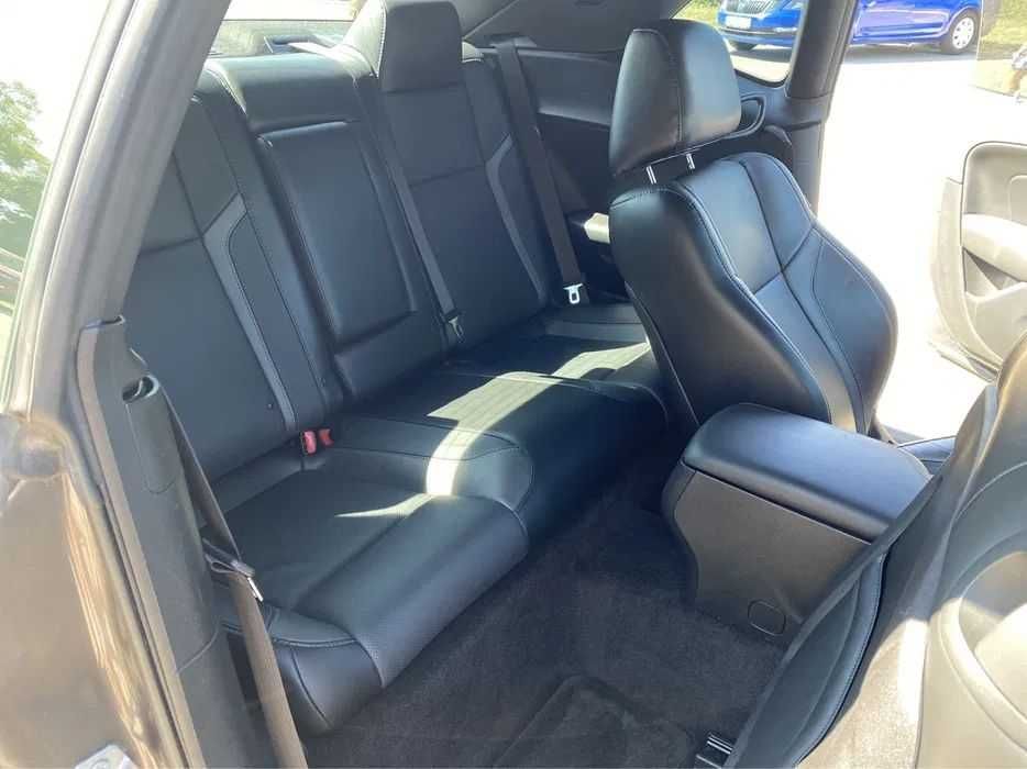 Dodge Challenger 3.6 sxt plus