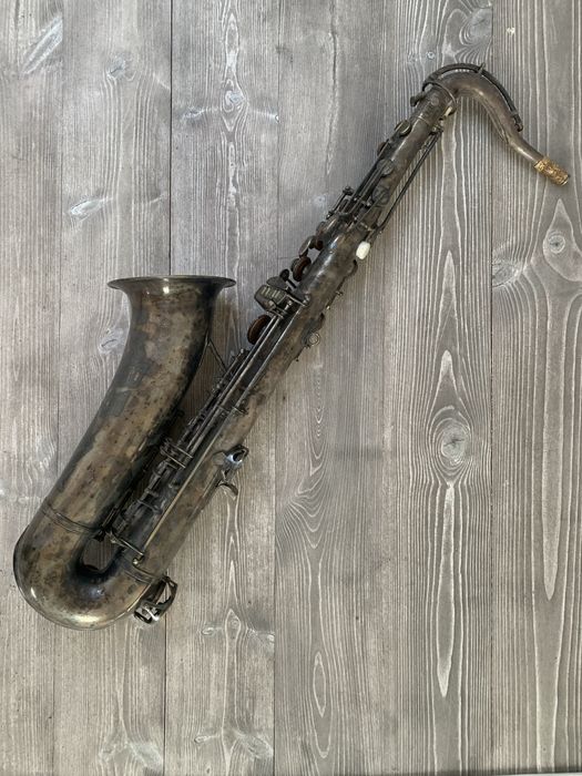 Saksofon tenorowy Amati Deluxe