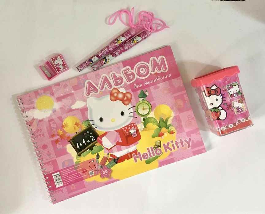 Яскравий меганабір Hello Kitty і Маша та ведмідь