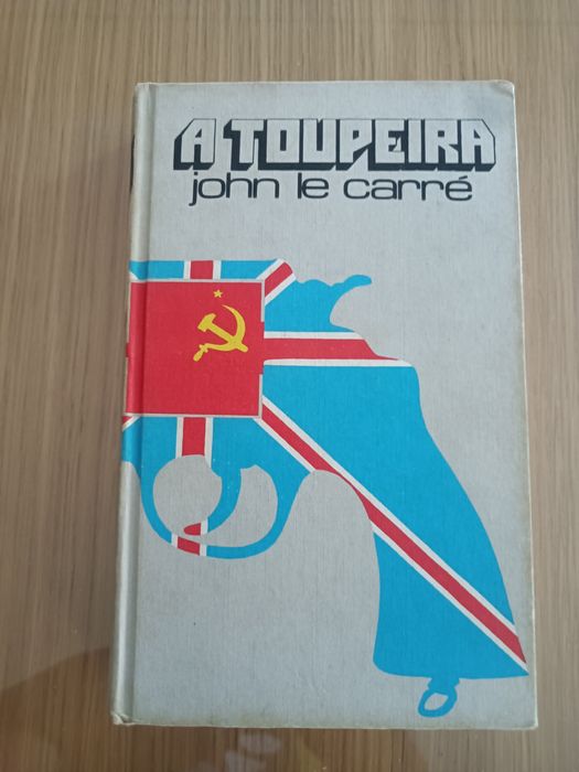 Vendo livro A Toupeira