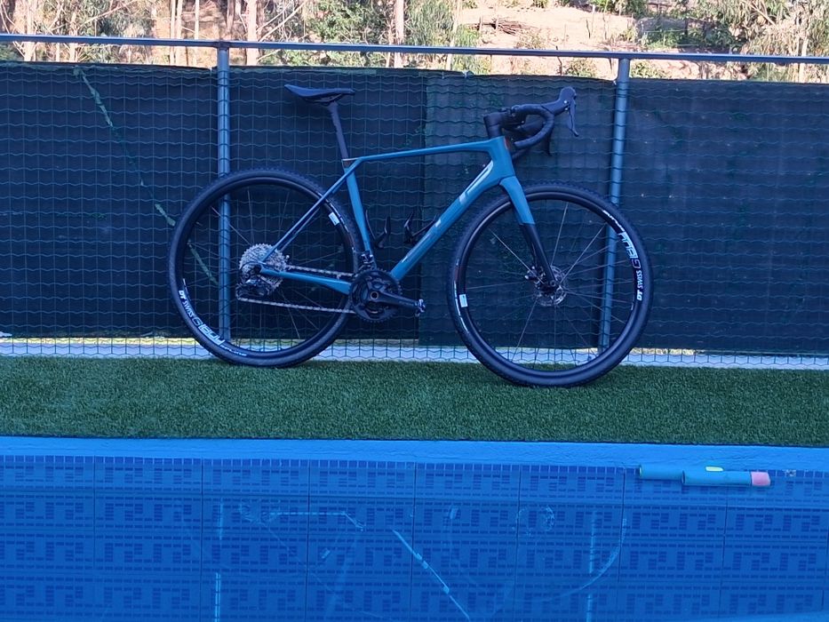 Bicicleta Gravel  superior X-road GR carbono