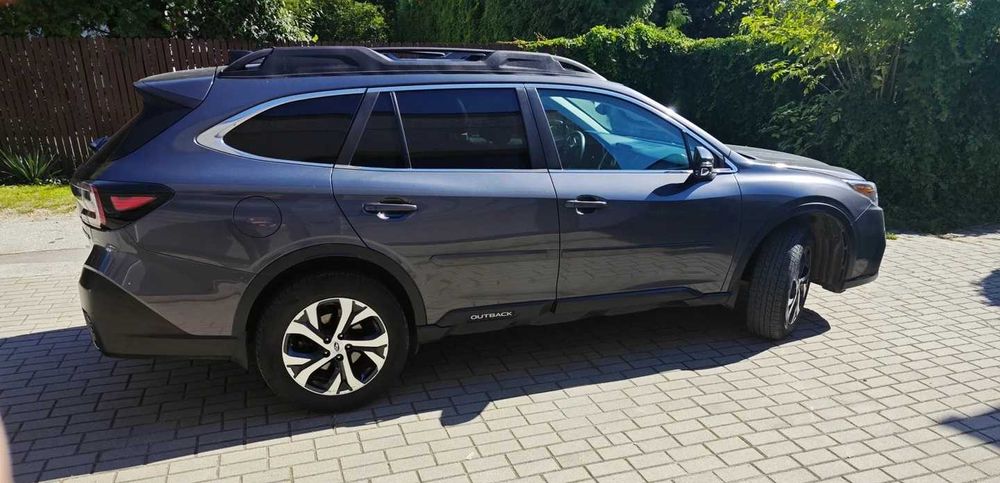 Subaru Outback 2020 року