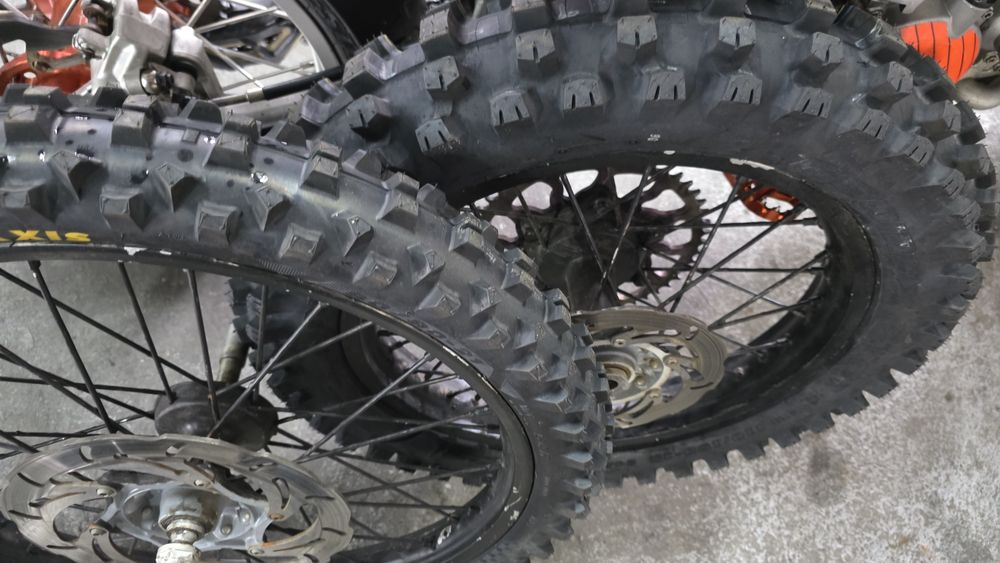 Rodas excel KTM com pneus