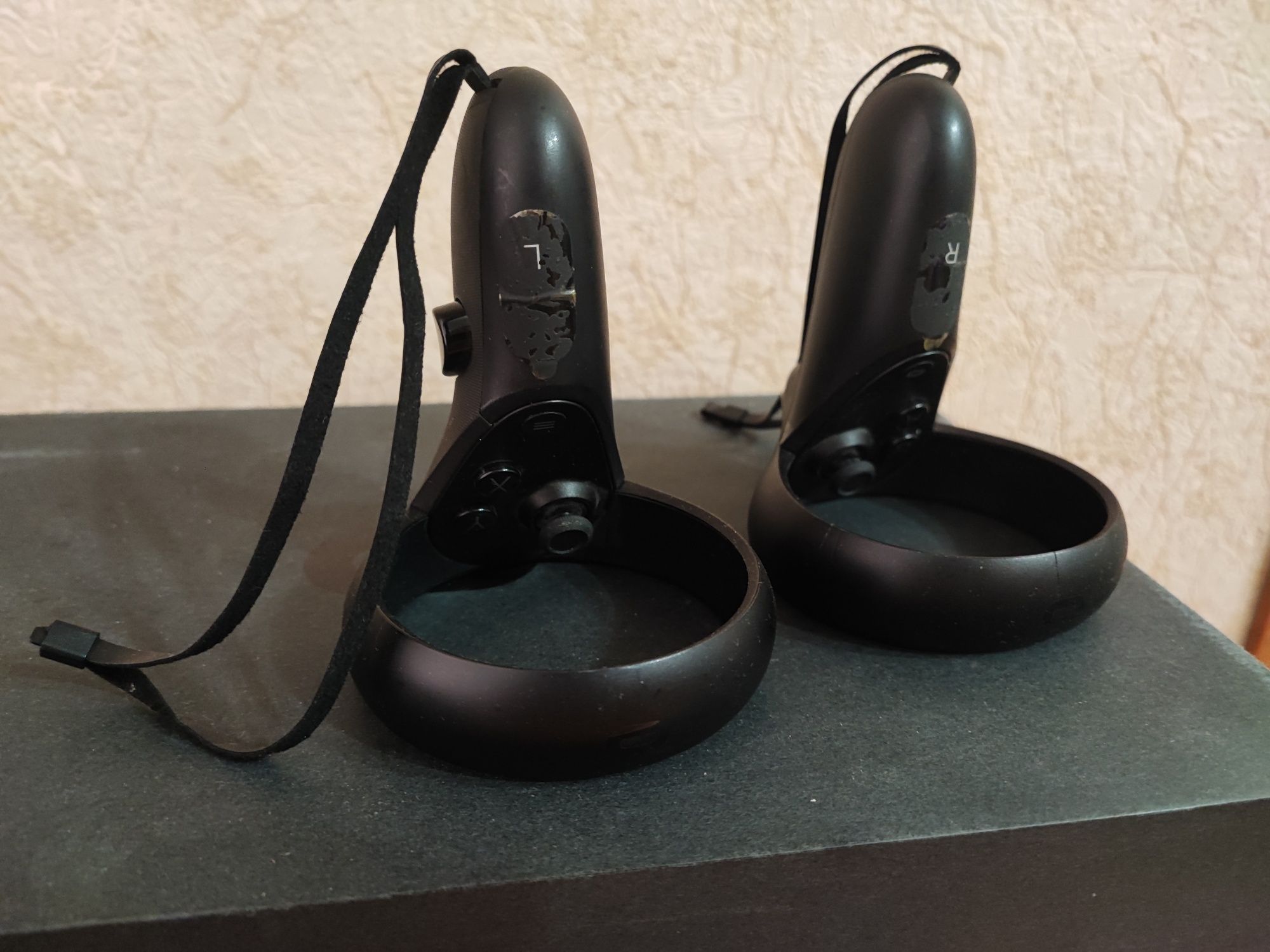Oculus Quest 1 в отличном состоянии