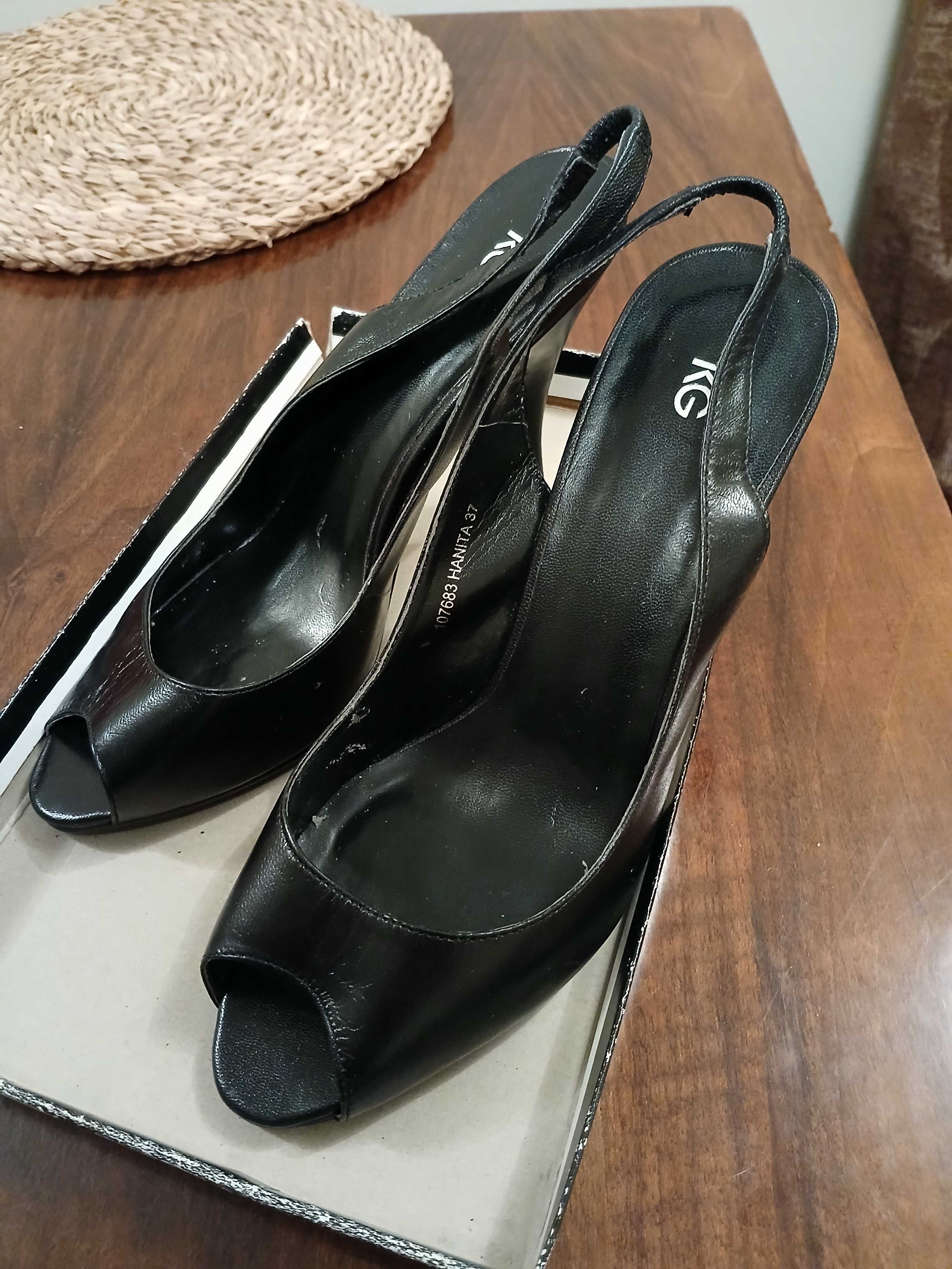 Buty na ultra cienkiej szpilce, czarne skóra