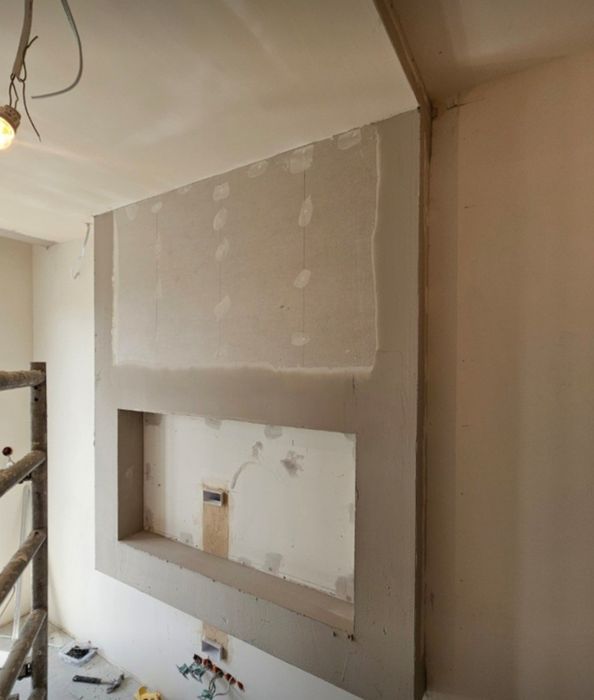 Remonty Mieszkań sufity podwieszane ścianki zabudowy gipsowanie malowa