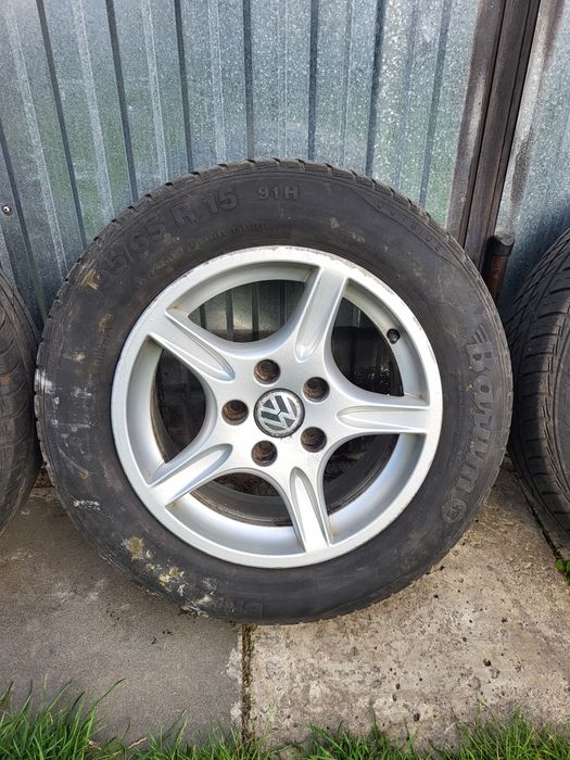 VW  195/65 R15 5x112 KBA44437 Barum Brillantis 2