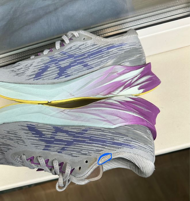 Оригінальні кросівки Asics Novablast 3 асікс 40,5 розмір 26см дитячі