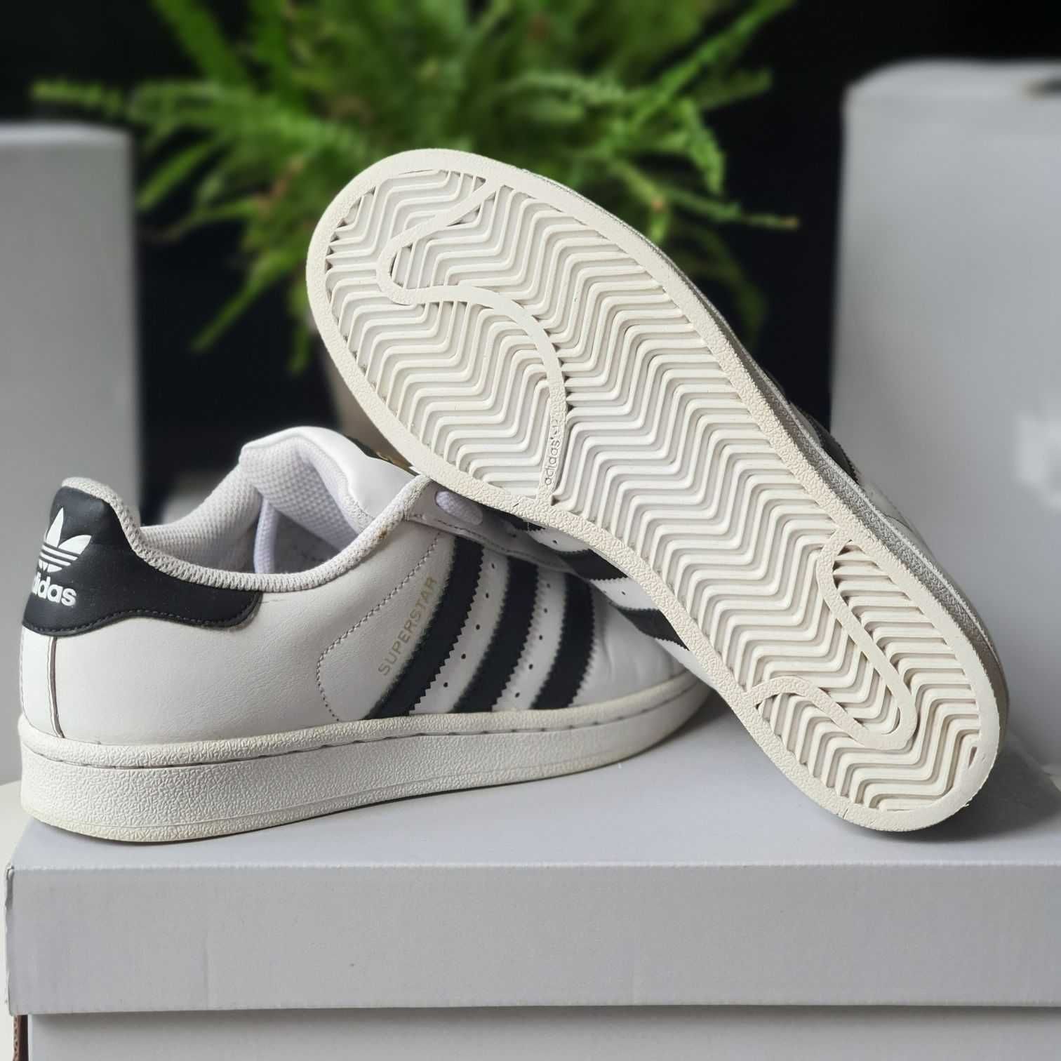 Buty Adidas Superstar - białe / czarne - r. 38 - oryginalne