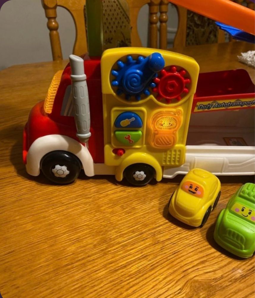Vtech tut tut autka duży autotransporter