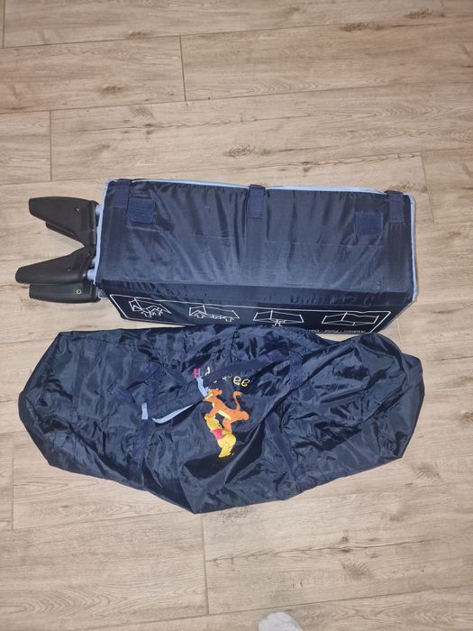 Ліжко манеж (порвана сітка, потребує хімчистки)