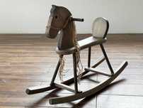Konik/koń drewniany na biegunach Czarny VINTAGE