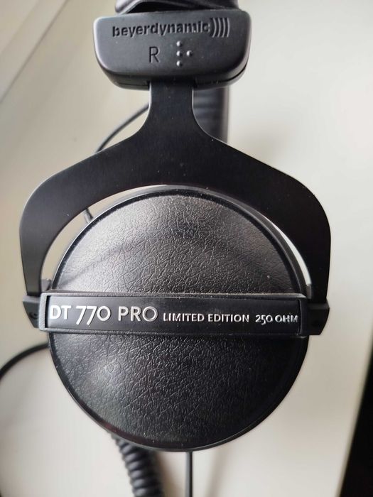 Навушники Beyerdynamic DT 770 PRO Limited Edition Black 250 ohms