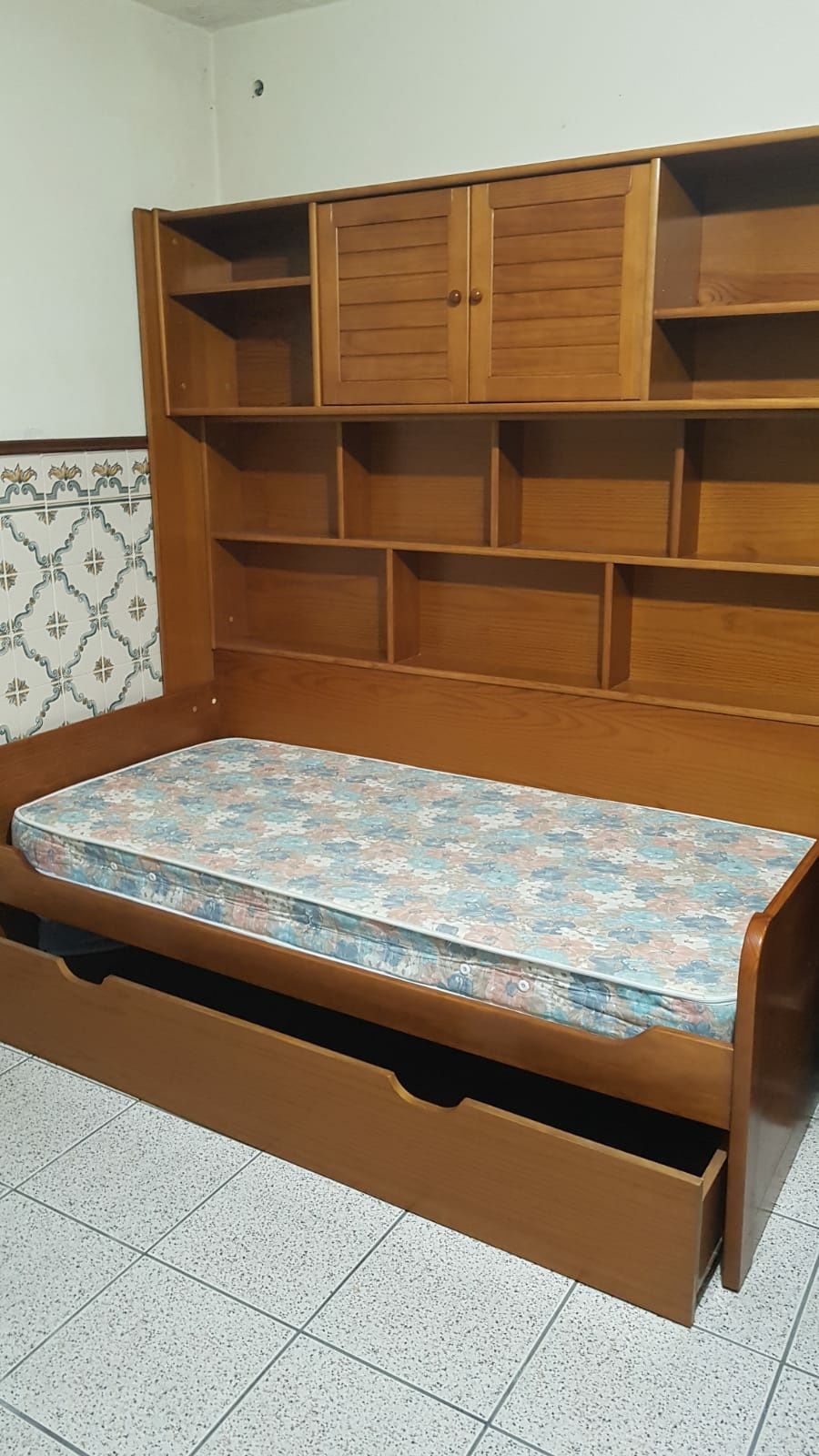 CAMA ESTÚDIO com gavetão