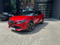 Alfa Romeo Junior Ibrida Q4 1.2 145 KM 4x4