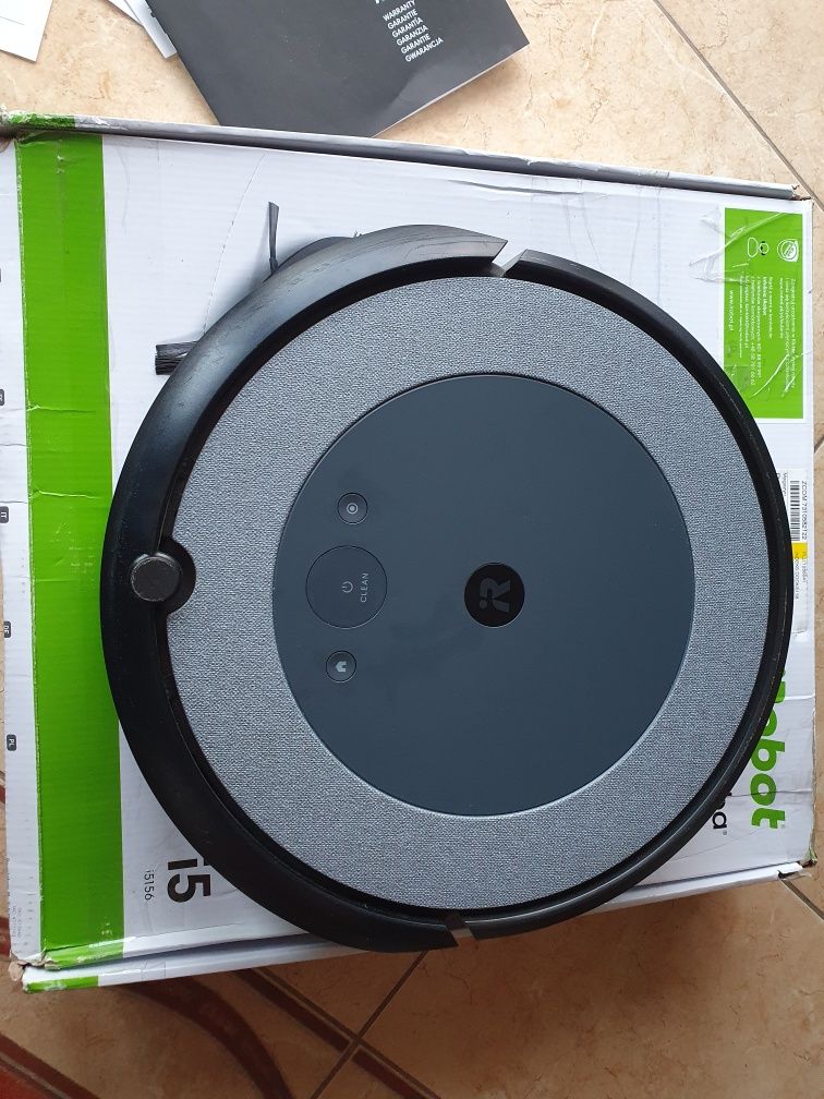 iRobot Roomba i5