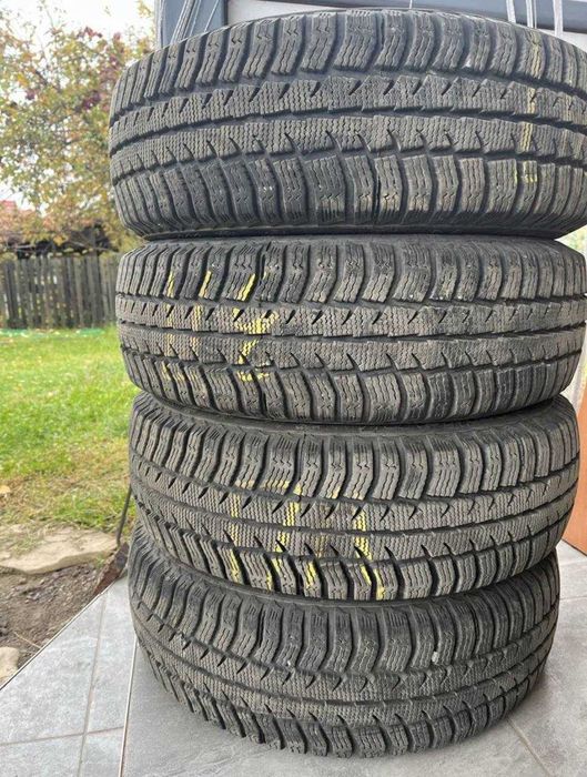 Резина зимова R14 як нова
