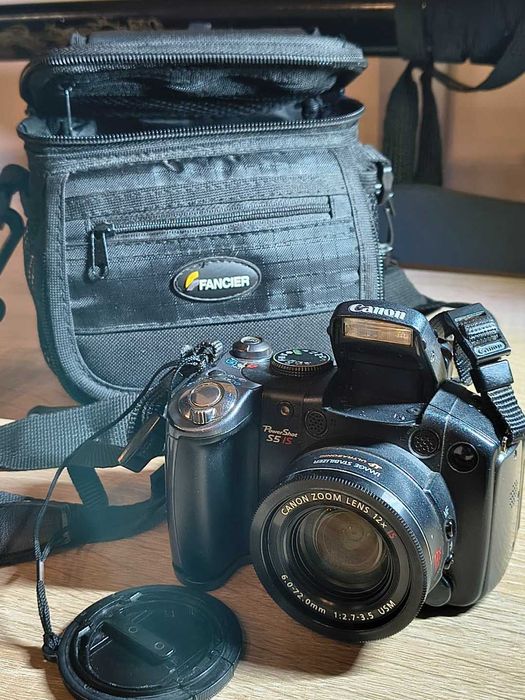 Canon PowerShot S5 IS
