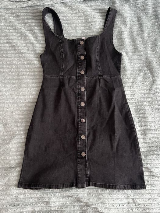 Сарафан жіночий.