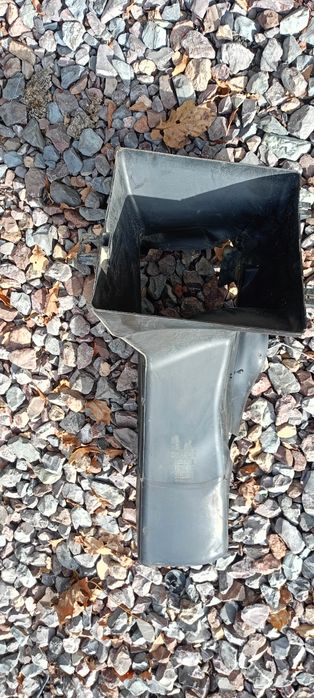 Wlot powietrza kierownica audi A4 B7 2.0 TDI