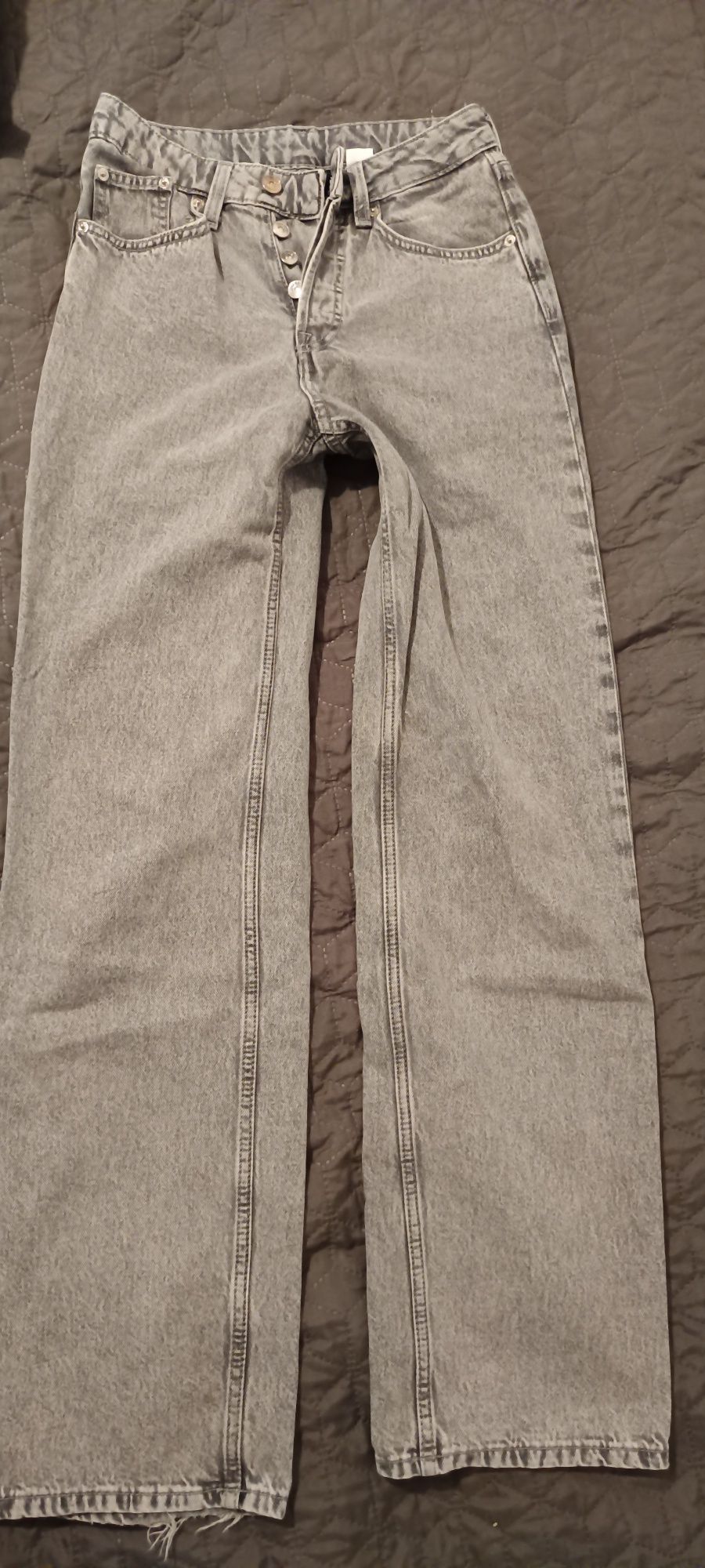 Szare jeansy straight HM Divided 32