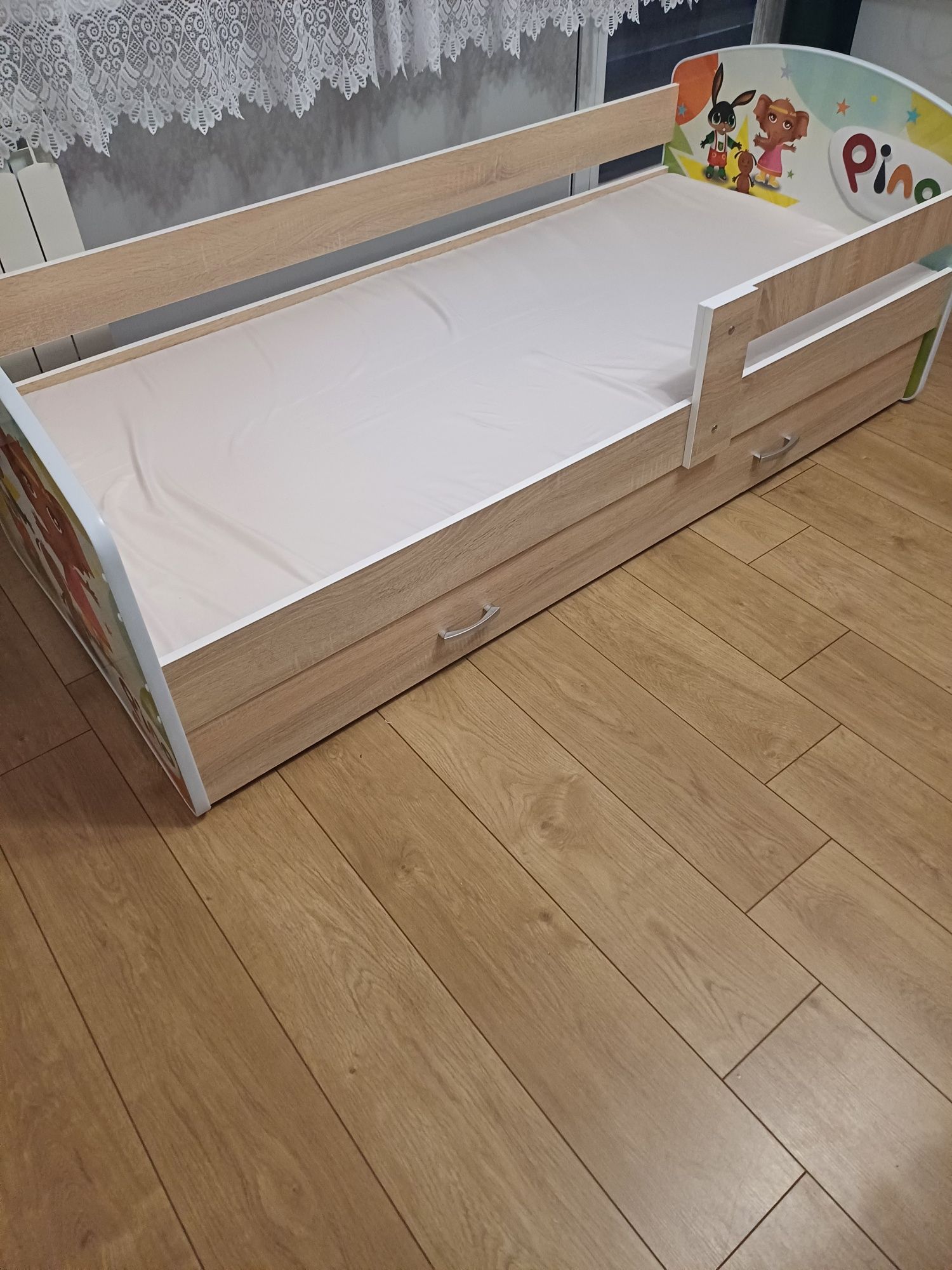 Sprzedam łóżko  Bing