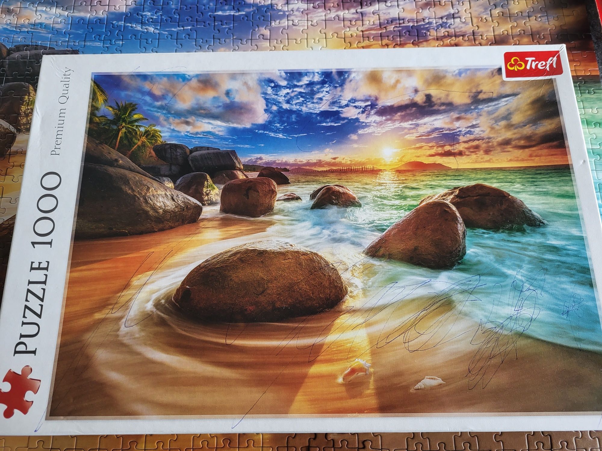 Puzzle Trefl 1000 kompletne