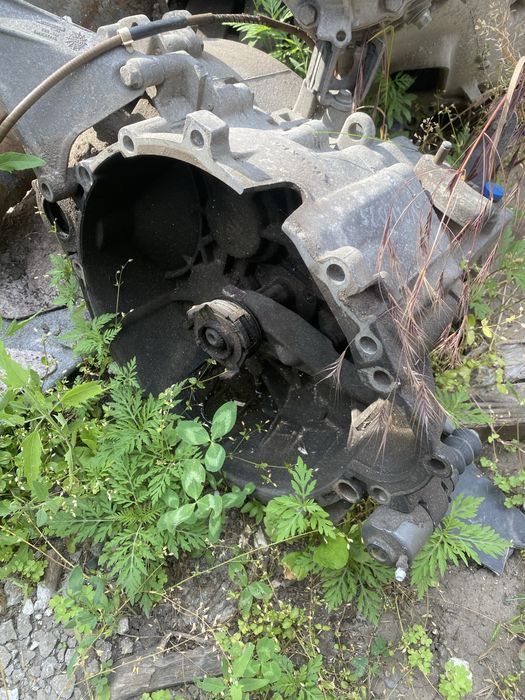 Продам коробку передач МКПП Volvo 750 2.5