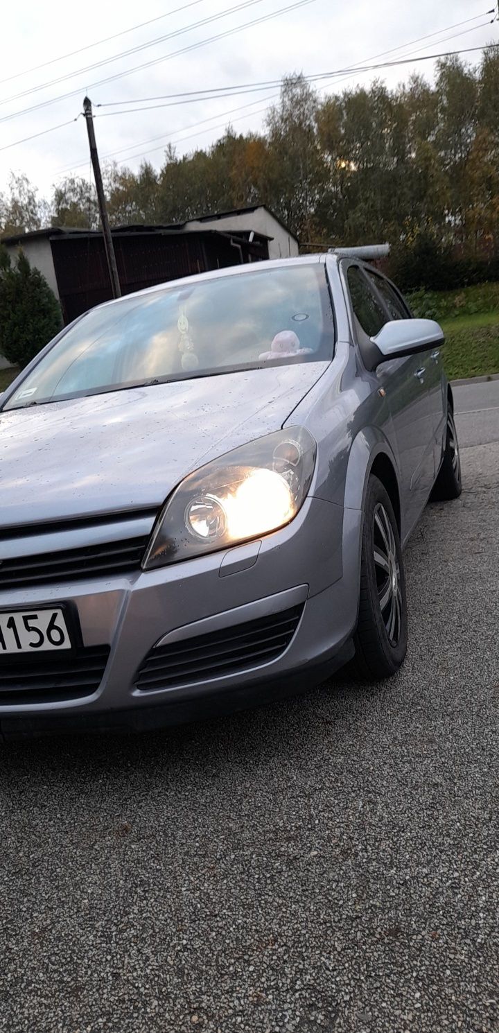 Opel Astra H 1.7