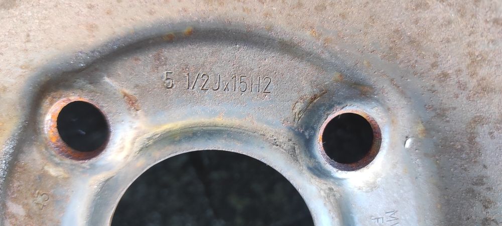 Koła zimowe 185/60 r15 kormoran  z felgami stalowymi Renault Megane