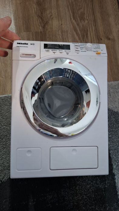 Pralka zabawkowa miele