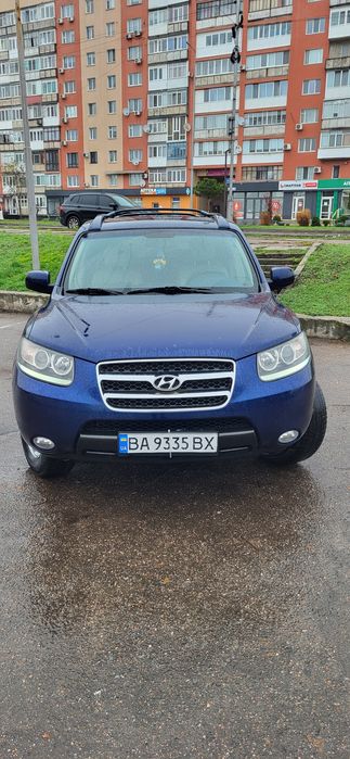 Продам Hyundai Santa Fe.