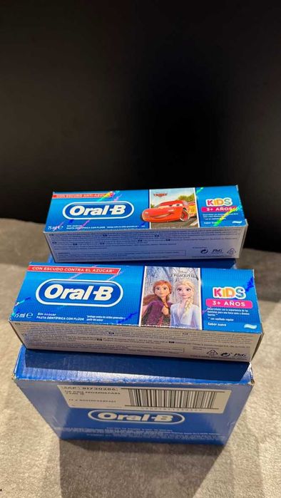 Zestaw 12 szt pasty Oral-B Kids 3+