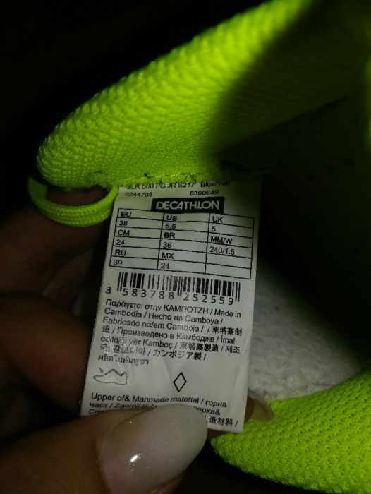 buty korki Decathlon